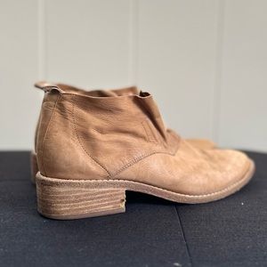 Eileen Fisher Soul Tumbled Nubuck Booties